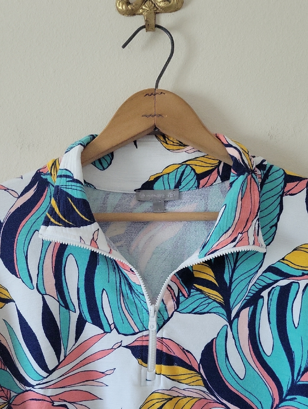 T by Talbots Leaf Print 1/4 Zip Pullover Size Large - Picture 2 of 6